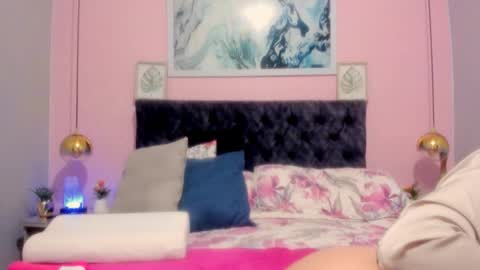 Valeria online show from March 7, 7:05 pm