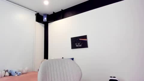 amy online show from November 16, 4:03 am