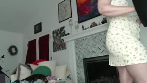 Aurora Willows online show from March 11, 11:44 am