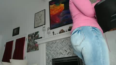 Aurora Willows online show from February 18, 9:53 pm