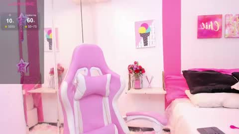 Scarlette  online show from February 27, 3:36 am