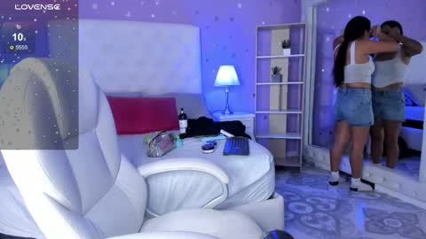 Scarlette  online show from September 17, 3:15 am