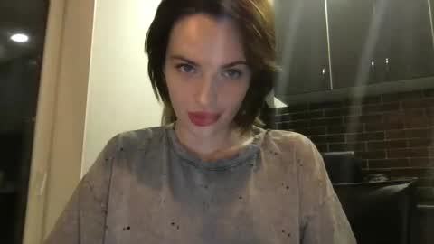 DOVE online show from December 2, 4:07 pm