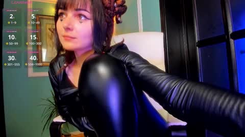 Moona  online show from October 2, 6:13 pm