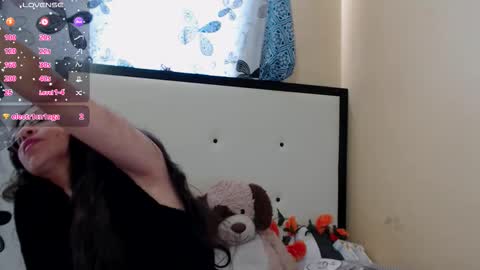 paola online show from March 25, 7:17 pm