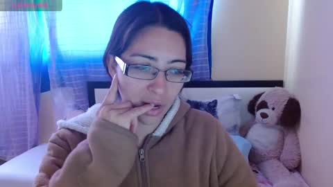 paola online show from January 7, 10:52 pm