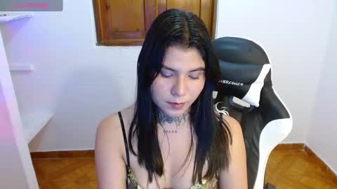 erika online show from March 4, 1:23 am