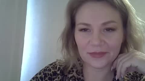 3susie online show from September 10, 7:30 am