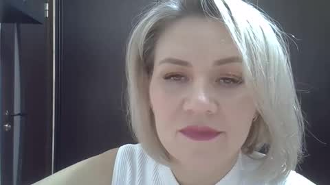 3susie online show from January 9, 6:12 pm