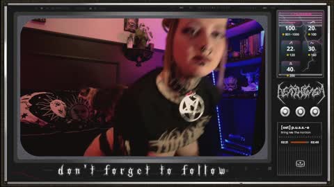 Juune online show from February 5, 7:10 pm