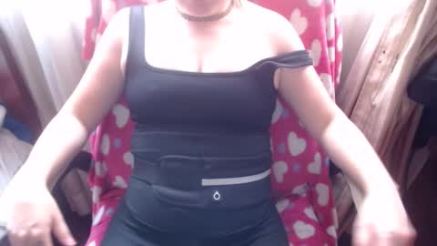 SHANNON online show from October 2, 6:57 pm