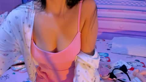 Alice  online show from December 8, 2:39 am