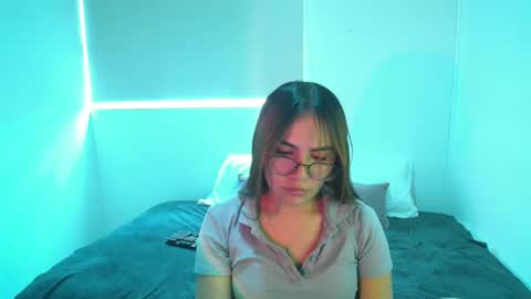 abby 3 online show from September 24, 6:29 pm