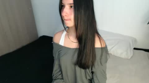 _abrill_20 online show from October 27, 8:36 pm