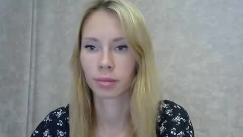 _alex1819 online show from September 18, 7:18 am