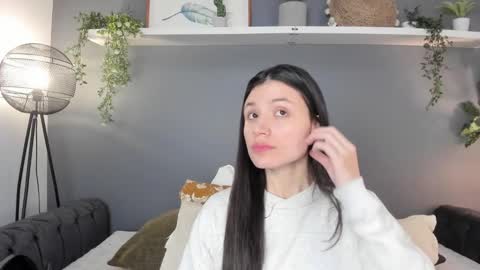  Alice  online show from March 7, 7:49 pm