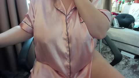 lisa online show from February 27, 11:21 am