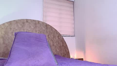 Any online show from February 21, 7:25 pm