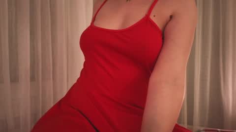 Anna online show from March 12, 1:03 pm