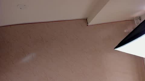    online show from December 2, 4:20 pm