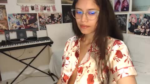 Ariana online show from January 10, 3:16 pm