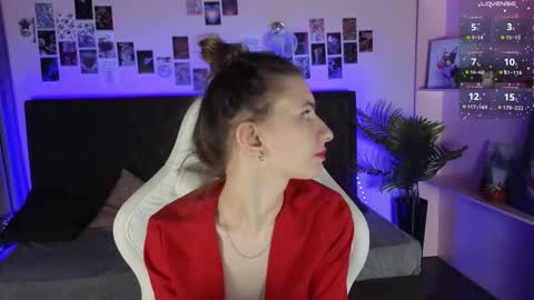 _ash_leyy_ online show from February 14, 2:02 am