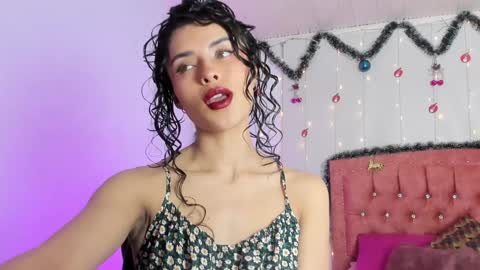 Aurora online show from December 30, 1:03 pm