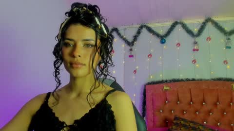 Aurora online show from December 31, 1:08 pm