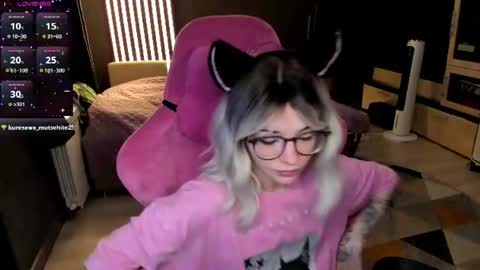Olivia Subscribe to my Fansly -   online show from July 29, 10:54 pm
