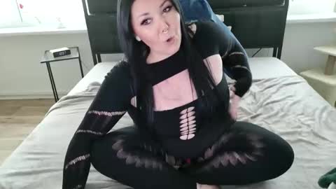 _bonnie_black_88 online show from April 29, 8:06 am