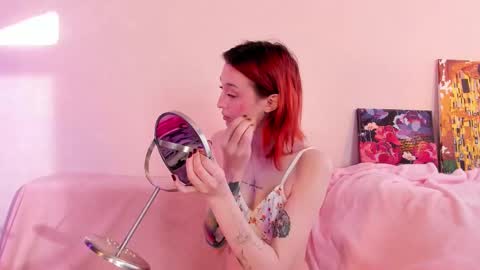 Christina Chris online show from February 17, 5:14 am