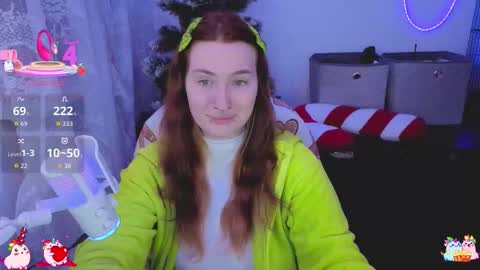 Alisa NO NUDE online show from December 20, 4:00 pm