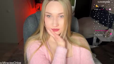 _chloe_miller_ online show from February 1, 3:55 pm