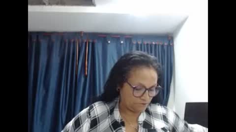 _cristal15 online show from January 6, 3:54 am