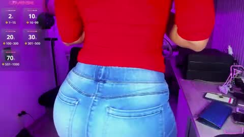  cristal ayala online show from August 2, 1:08 am