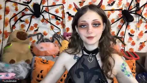 Kate online show from October 27, 6:03 pm