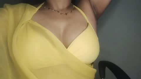 _dreamgirl_0 online show from April 25, 10:29 am