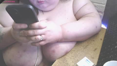 LIsa online show from April 4, 12:48 pm