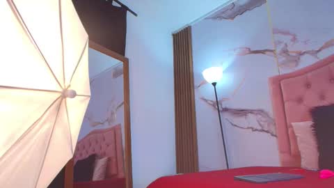 Ema online show from November 8, 11:37 am