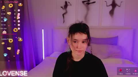 _emily__strike_ online show from January 16, 10:33 am