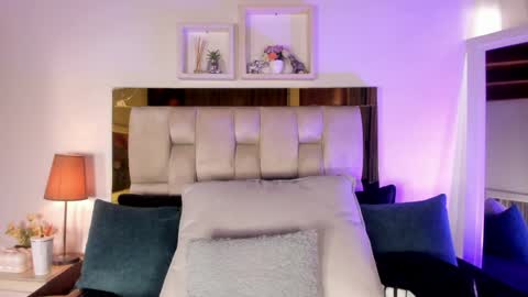 Isabella online show from April 10, 12:11 pm