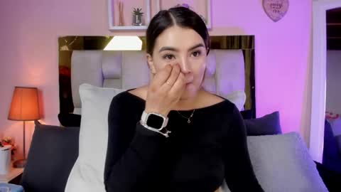 Isabella online show from April 16, 12:05 pm