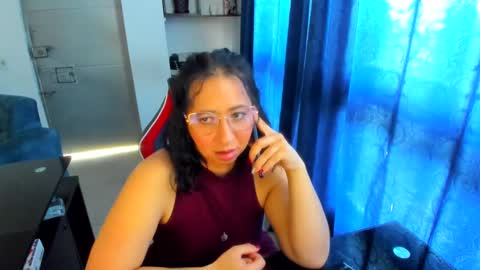 Emma online show from March 4, 4:52 pm