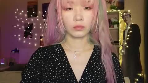 EveEva online show from March 18, 3:44 am