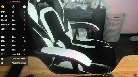 Alis online show from December 14, 1:49 am