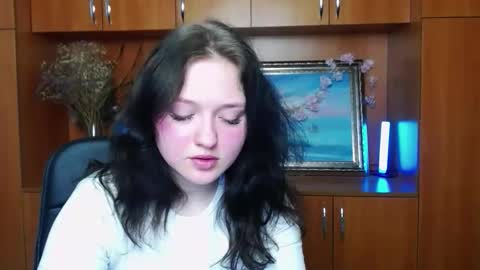 Alice online show from March 14, 8:04 am