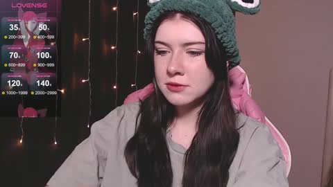 Tori online show from January 28, 11:38 am