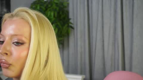 Lana online show from February 26, 8:13 am