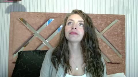 Isa online show from April 13, 12:39 pm