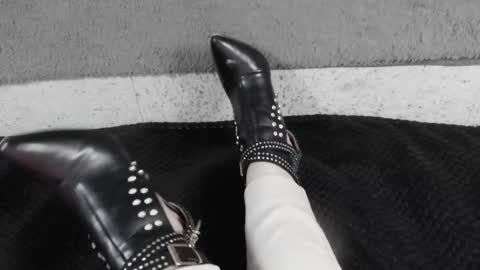 Miss Jade online show from October 27, 11:39 am